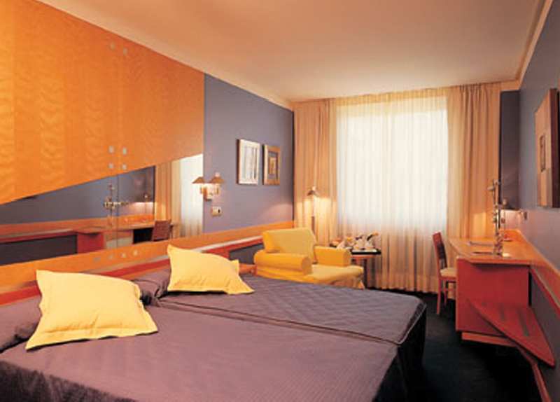 Hotel Torresport Torrelavega Værelse billede